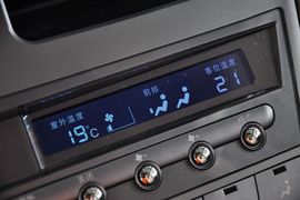 2011款比亚迪M6