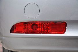 2011款比亚迪M6