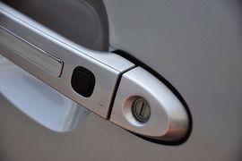 2011款比亚迪M6