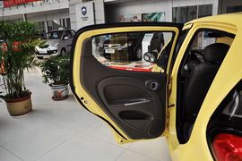 2011款长安奔奔mini