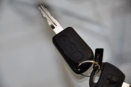 2011款长安奔奔mini