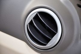 2011款长安奔奔mini