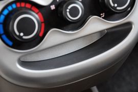 2011款长安奔奔mini