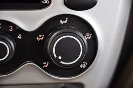 2011款长安奔奔mini