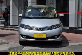 2011款比亚迪M6