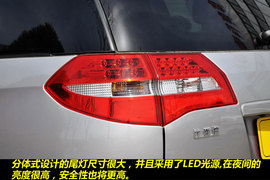 2011款比亚迪M6