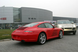 保时捷911卡雷拉