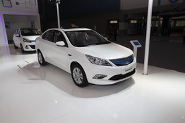 长安逸动电动车广州车展实拍