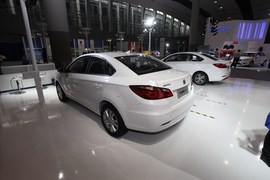 长安逸动电动车广州车展实拍