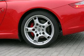 保时捷911卡雷拉