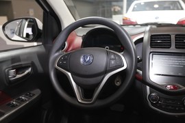 长安新奔奔EV广州车展实拍