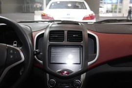 长安新奔奔EV广州车展实拍