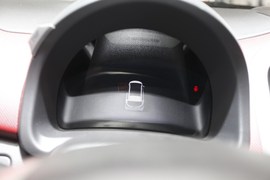 长安新奔奔EV广州车展实拍