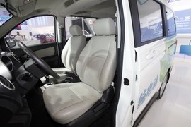 长安欧诺EV广州车展实拍