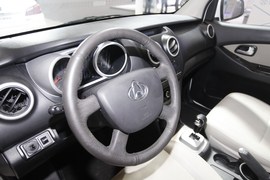 长安欧诺EV广州车展实拍