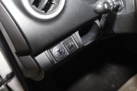 长安欧诺EV广州车展实拍