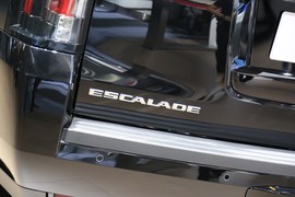 凯迪拉克凯雷德长轴白金版广州车展实拍