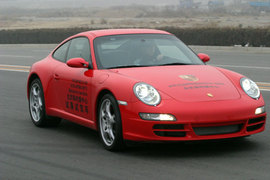 保时捷911卡雷拉