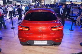 奔驰GLC300轿跑SUV广州车展实拍