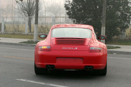 保时捷911卡雷拉