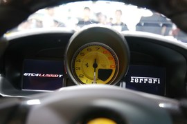   法拉利GTC4 Lusso T广州车展实拍