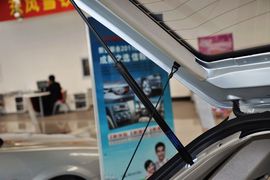 2010款雪铁龙爱丽舍两厢1.6X