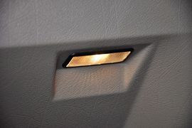 2010款雪铁龙爱丽舍两厢1.6X