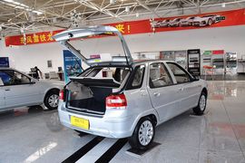 2010款雪铁龙爱丽舍两厢1.6X