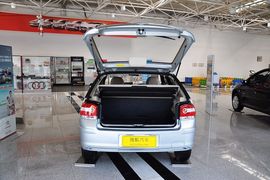 2010款雪铁龙爱丽舍两厢1.6X