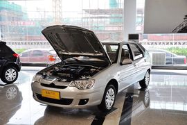 2010款雪铁龙爱丽舍两厢1.6X