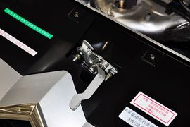 2010款雪铁龙爱丽舍两厢1.6X