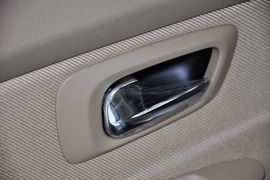 2010款雪铁龙爱丽舍两厢1.6X