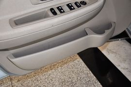 2010款雪铁龙爱丽舍两厢1.6X