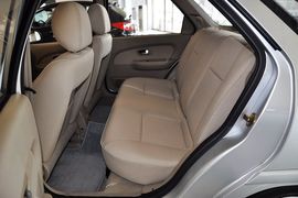 2010款雪铁龙爱丽舍两厢1.6X