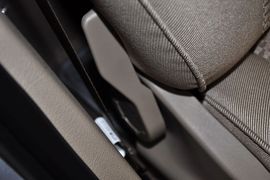 2010款雪铁龙爱丽舍两厢1.6X