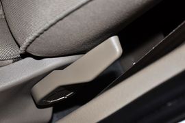 2010款雪铁龙爱丽舍两厢1.6X