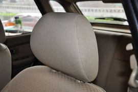 2010款雪铁龙爱丽舍两厢1.6X