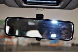 2010款雪铁龙爱丽舍两厢1.6X