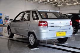   2010款雪铁龙爱丽舍两厢1.6X 手动标准型