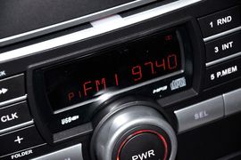 2011款东南V3菱悦