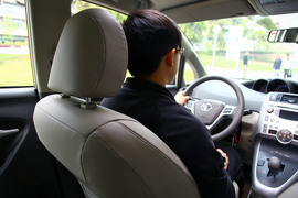 2011款丰田逸致试驾