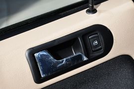 2011款一汽大众捷达1.6L手动