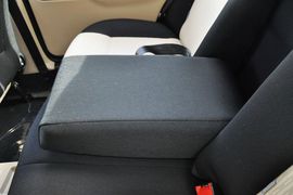 2011款一汽大众捷达1.6L手动