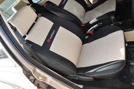 2011款一汽大众捷达1.6L手动