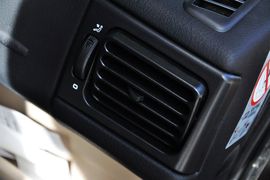 2011款一汽大众捷达1.6L手动