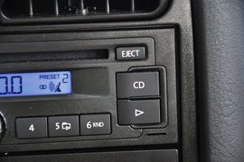 2011款一汽大众捷达1.6L手动