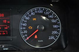 2011款一汽大众捷达1.6L手动