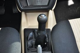 2011款一汽大众捷达1.6L手动
