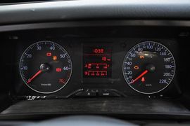 2011款一汽大众捷达1.6L手动