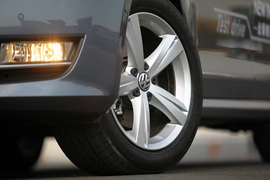 2011款上海大众全新帕萨特体验实拍